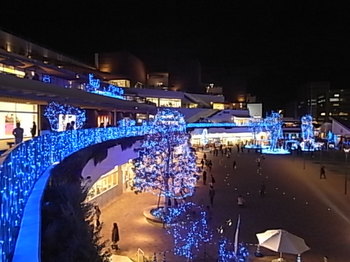 20121117_02_terrace_mall_shonan.JPG